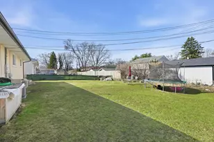 1561 Clarence St, Saint Paul, MN 55106 - Photo 22