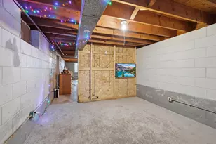 1561 Clarence St, Saint Paul, MN 55106 - Photo 20