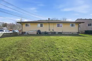 1561 Clarence St, Saint Paul, MN 55106 - Photo 24