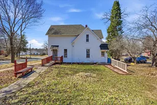 300 N 2nd St, River Falls, WI 54022 - Photo 20