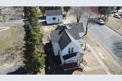 300 N 2nd Street, River Falls, WI 54022 - Photo 22