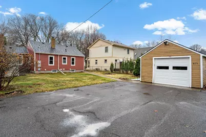 895 Hoyt Avenue W, Saint Paul, MN 55117 - Photo 26