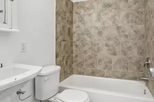 2740 Pleasant Ave, Minneapolis, MN 55408 - Photo 12