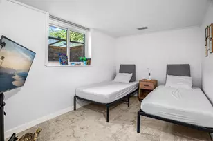 4025 Chowen Ave S, Minneapolis, MN 55410 - Photo 24