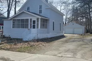 120 4th Ave NE, Waseca, MN 56093 - Photo 1