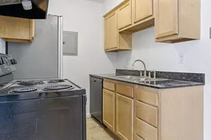 2740 Pleasant Ave, Minneapolis, MN 55408 - Photo 4