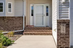 512 9th St NE, Dilworth, MN 56529 - Photo 2