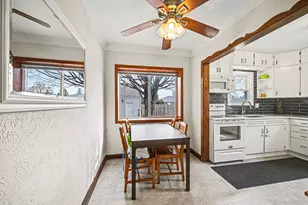 1600 Western Ave N, Saint Paul, MN 55117 - Photo 6