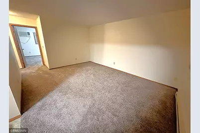 1380 Heritage Drive #1, New Richmond, WI 54017 - Photo 6