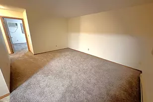 1380 Heritage Dr, New Richmond, WI 54017 - Photo 6