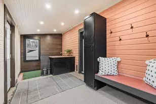 1562 David St, Saint Paul, MN 55119 - Photo 18