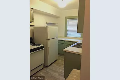 1088 Dayton Avenue #1, Saint Paul, MN 55104 - Photo 4