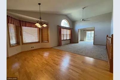 12757 Ferrara Avenue N, Hugo, MN 55038 - Photo 8