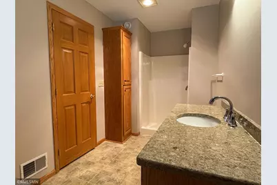 12757 Ferrara Avenue N, Hugo, MN 55038 - Photo 32