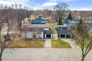 501 W St Paul St, Litchfield, MN 55355 - Photo 18