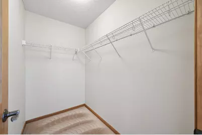 10385 Yates Drive N, Brooklyn Park, MN 55443 - Photo 30