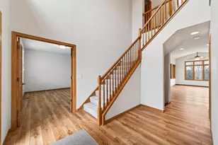 10385 Yates Dr N, Brooklyn Park, MN 55443 - Photo 4