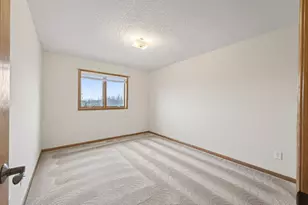 10385 Yates Dr N, Brooklyn Park, MN 55443 - Photo 32