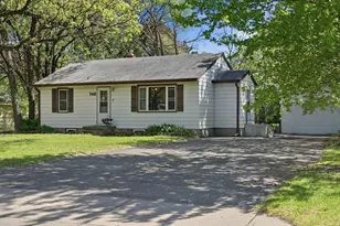 740 Manor Dr NE, Spring Lake Park, MN 55432 - Photo 28