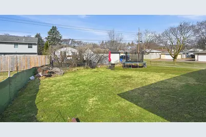 1563 Clarence Street, Saint Paul, MN 55106 - Photo 30