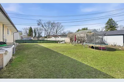 1563 Clarence Street, Saint Paul, MN 55106 - Photo 26