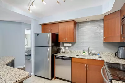 2885 Knox Avenue S #203, Minneapolis, MN 55408 - Photo 6