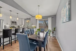 6601 Cherokee Ln N, Brooklyn Park, MN 55428 - Photo 4