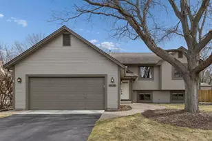 8444 Underwood Ln N, Maple Grove, MN 55369 - Photo 1