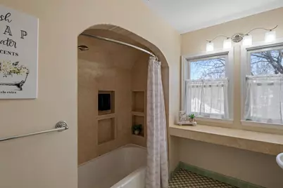 2721 29th Avenue NE, Saint Anthony, MN 55418 - Photo 22