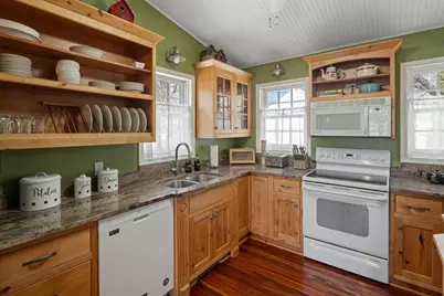 2721 29th Avenue NE, Saint Anthony, MN 55418 - Photo 14