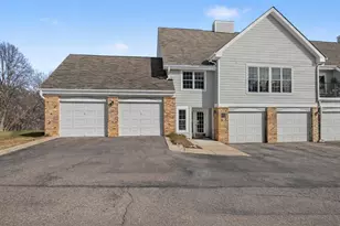 6165 Chasewood Pkwy, Hopkins, MN 55343 - Photo 20