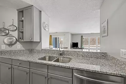 6165 Chasewood Parkway #1, Hopkins, MN 55343 - Photo 10