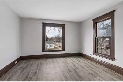 2326 Bryant Avenue N, Minneapolis, MN 55411 - Photo 6