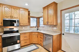 411 2nd St, Lyle, MN 55953 - Photo 6