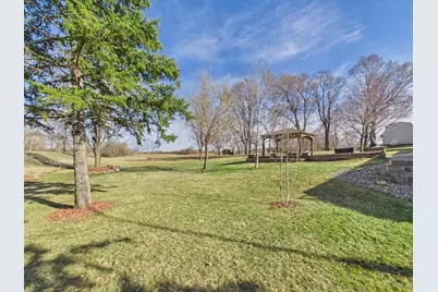 304 12th Avenue SE, Melrose, MN 56352 - Photo 4