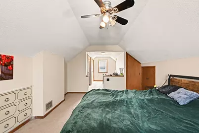 2111 Fremont Avenue E, Saint Paul, MN 55119 - Photo 12