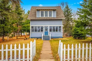 805 W 4th St, Rush City, MN 55069 - Photo 1