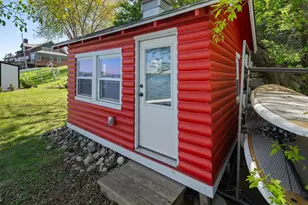 208 E Lake St, Waconia, MN 55387 - Photo 8