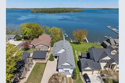 208 E Lake Street, Waconia, MN 55387 - Photo 4