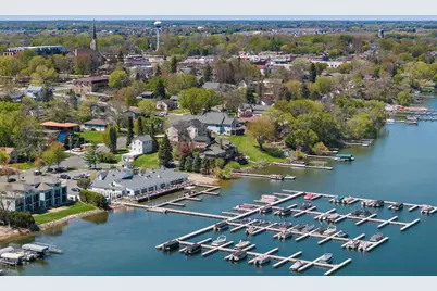 208 E Lake Street, Waconia, MN 55387 - Photo 4