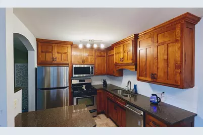 2507 Bryant Avenue S #002, Minneapolis, MN 55405 - Photo 4