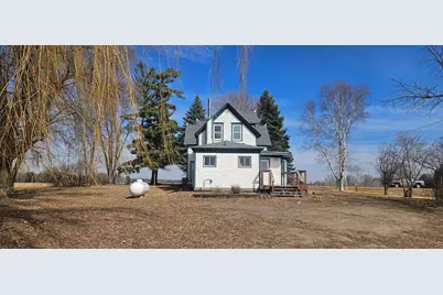 4528 415th Avenue NE, Braham, MN 55006 - Photo 6