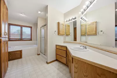 4213 S Rivershore Drive, Moorhead, MN 56560 - Photo 20