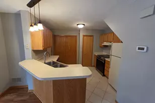 1795 Donegal Dr, Woodbury, MN 55125 - Photo 4