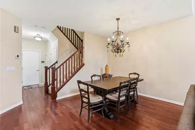 586 Sutherland Drive, Woodbury, MN 55129 - Photo 8