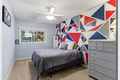 586 Sutherland Drive, Woodbury, MN 55129 - Photo 34