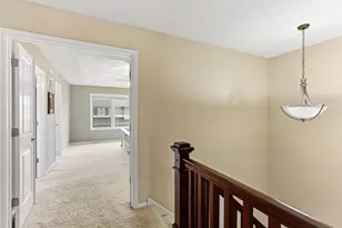 586 Sutherland Dr, Woodbury, MN 55129 - Photo 16