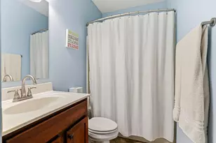 586 Sutherland Dr, Woodbury, MN 55129 - Photo 36