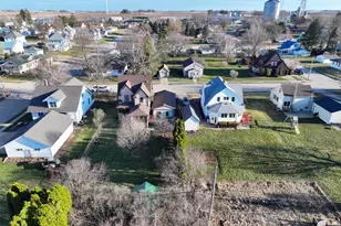 435 Harrison St, Lewiston, MN 55952 - Photo 38