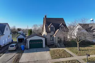 435 Harrison St, Lewiston, MN 55952 - Photo 34